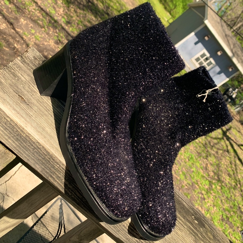 Fabulous 90’s Black Sparkle Platform Zip Boots